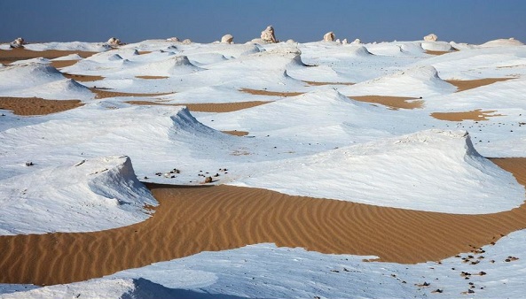White desert 