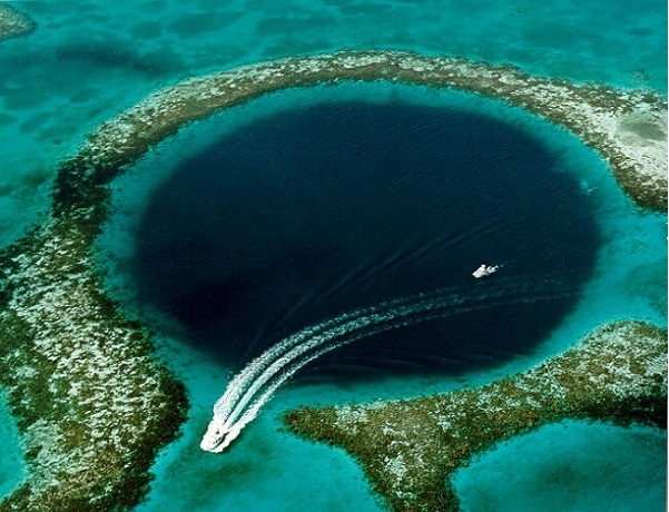 The great Belize’s blue hole