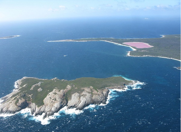 Lake Hillier