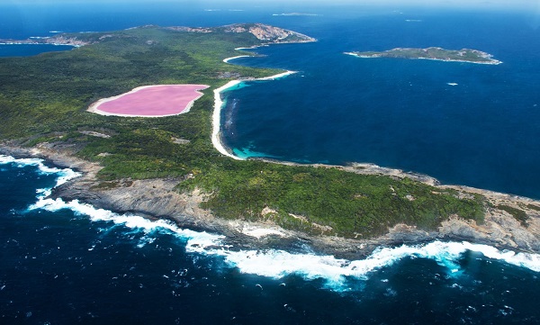 Lake Hillier