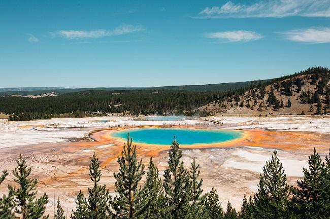 Midway Geyser Basin