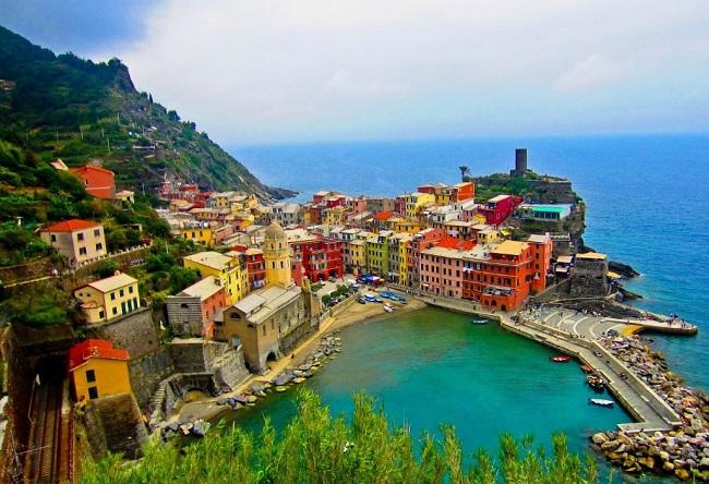 Cinque Terre town