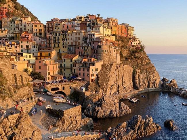 Cinque Terre town