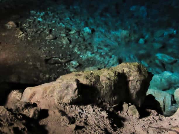 Gruta do Lago azul