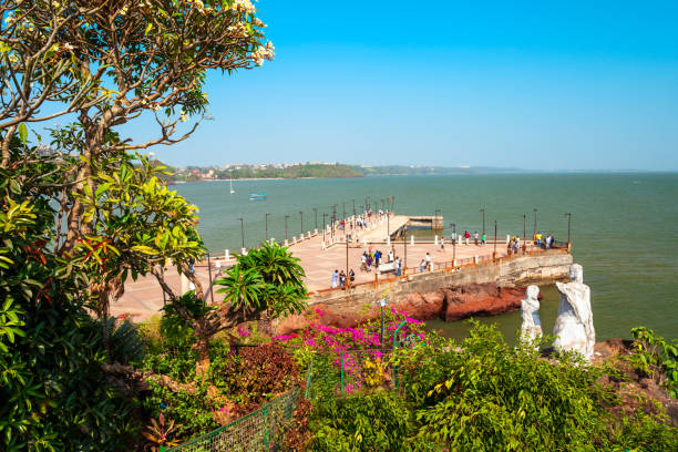 Dona Paula Beach