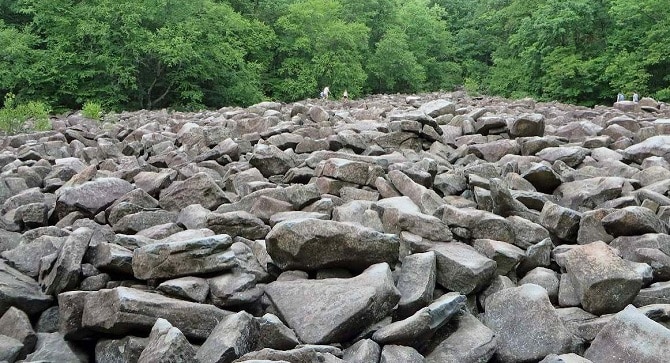 Sonorous Stones of Ringing Rock