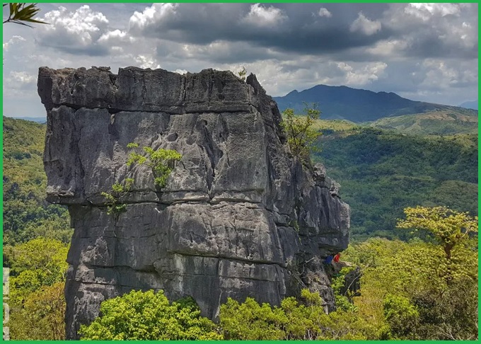 Stunning Nagpatong Rock Formations: Breathtaking Views & Thrilling Hike