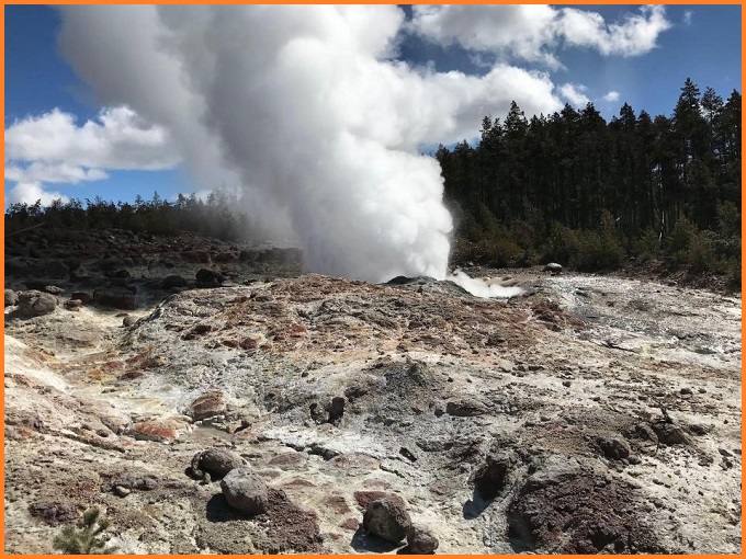 Steamboat Geyser, Wyoming: The World’s Tallest Explosive Natural Wonder