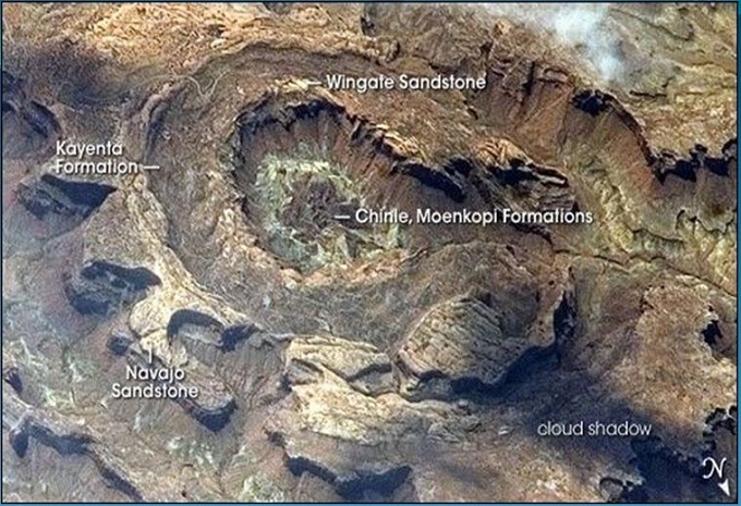 Upheaval Dome: Stunning Crater, Synclines, and Ancient Rock