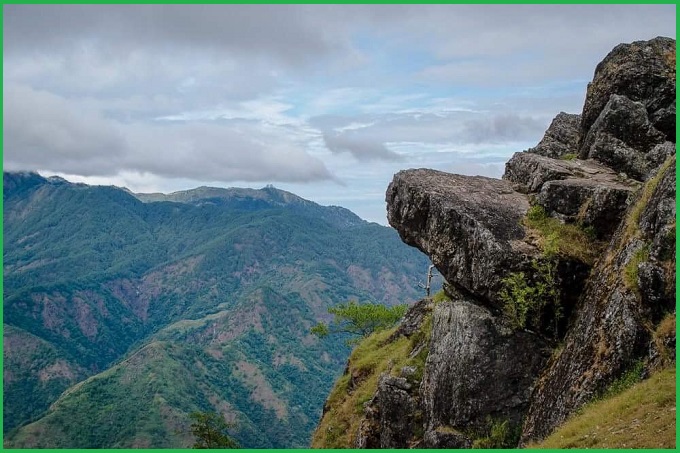 Breathtaking Mount Ulap: The Ultimate Sea of Clouds Hiking Adventure